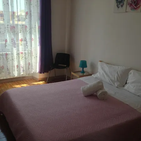 Giuly Guest house *