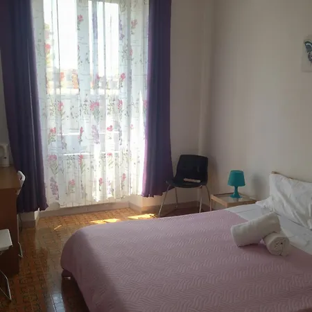 Giuly Vendégház Róma